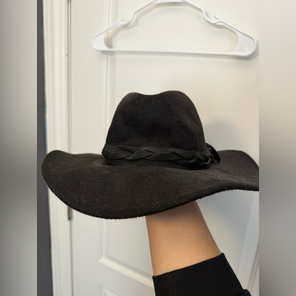 Black hat